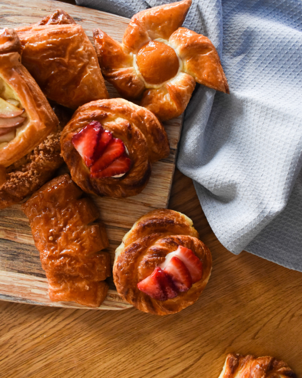 Summer Danish/Croissant Box