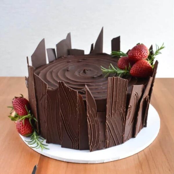 Festive chocolate Cake - 8 inch - Image 2