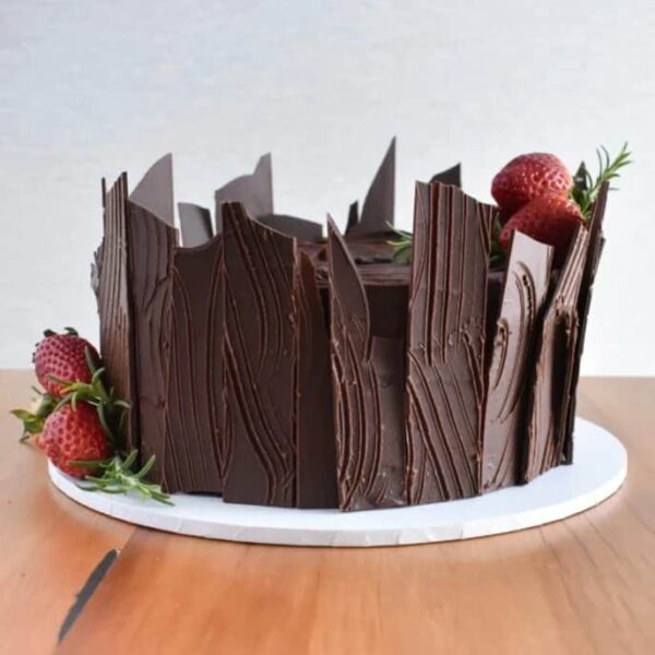 Festive chocolate Cake - 8 inch
